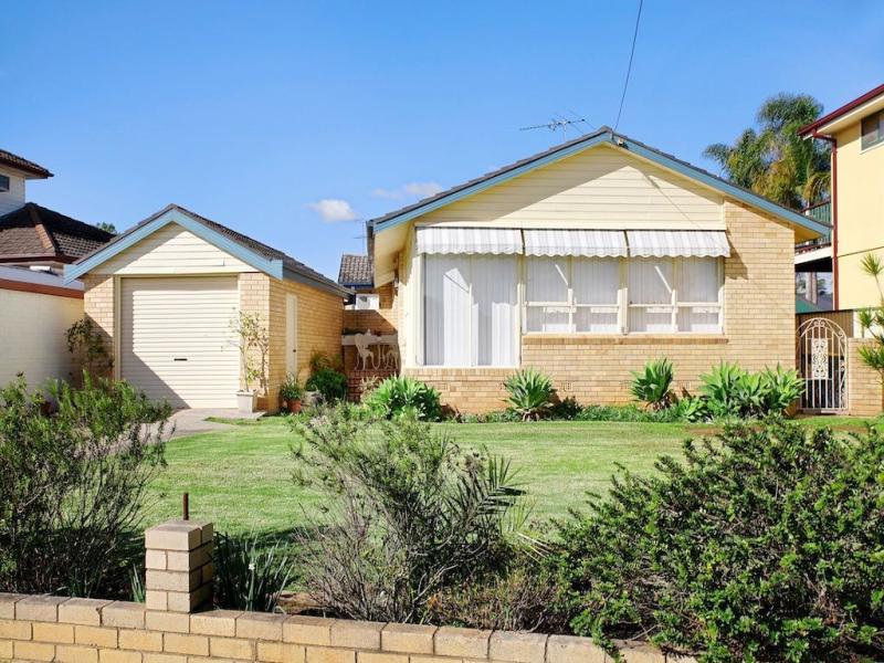 3 Darwin Road, Campbelltown, NSW 2560 Property Details