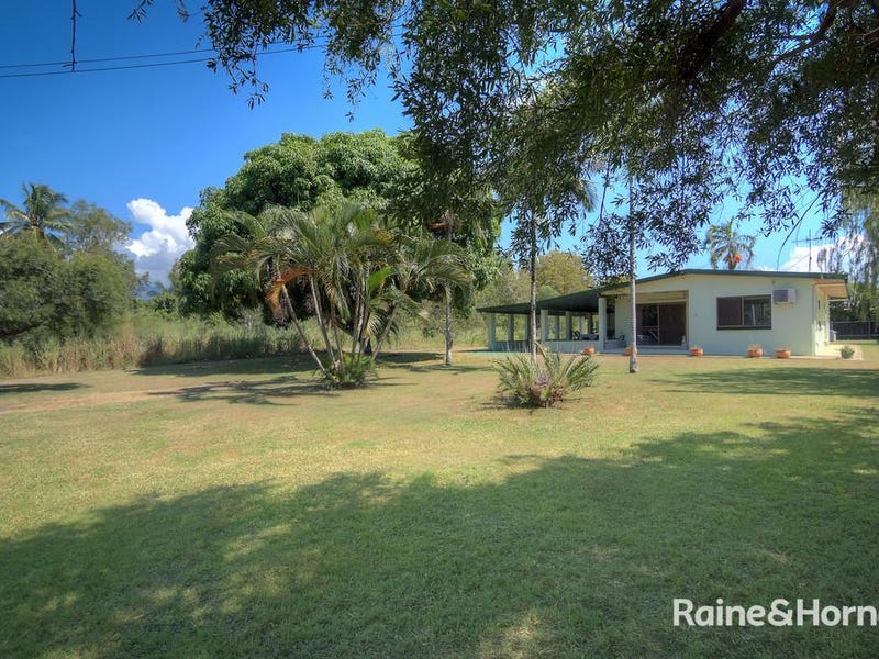 19 Palm Street, Cooya Beach, QLD 4873