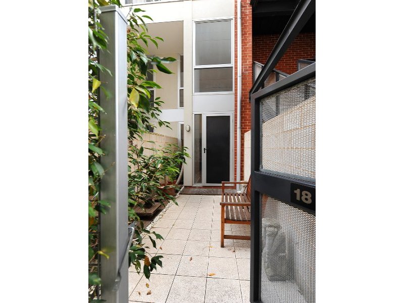 18/18/237 Wakefield Street, Adelaide, SA 5000 Property Details