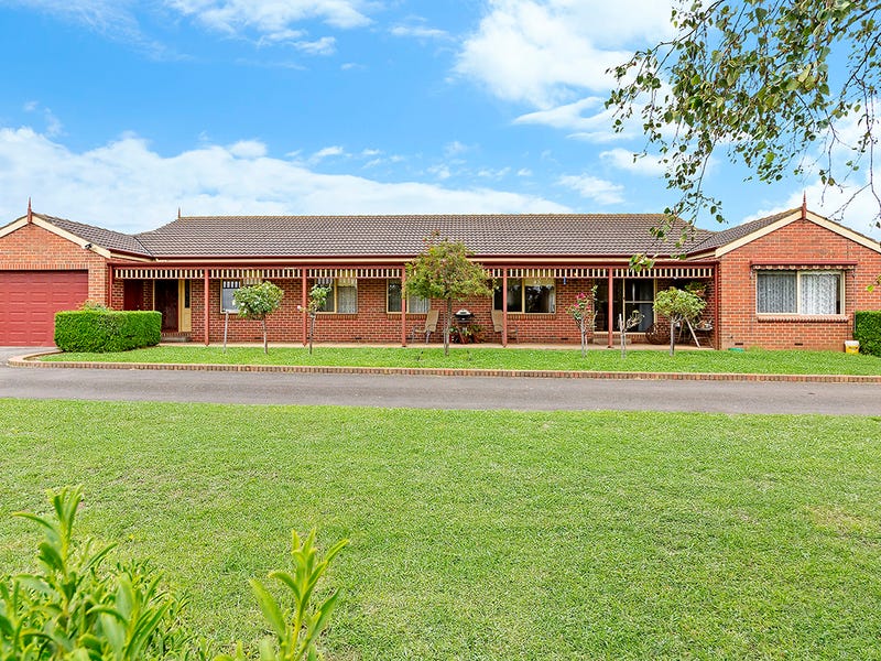 67 Koroit Woolsthorpe Road, Koroit, Vic 3282 Property Details