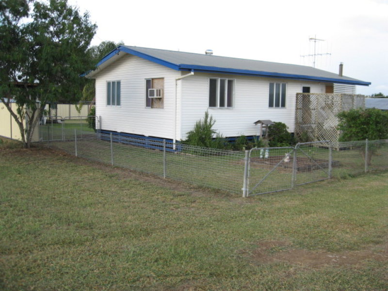 33 Landy Street, Mundubbera, QLD 4626