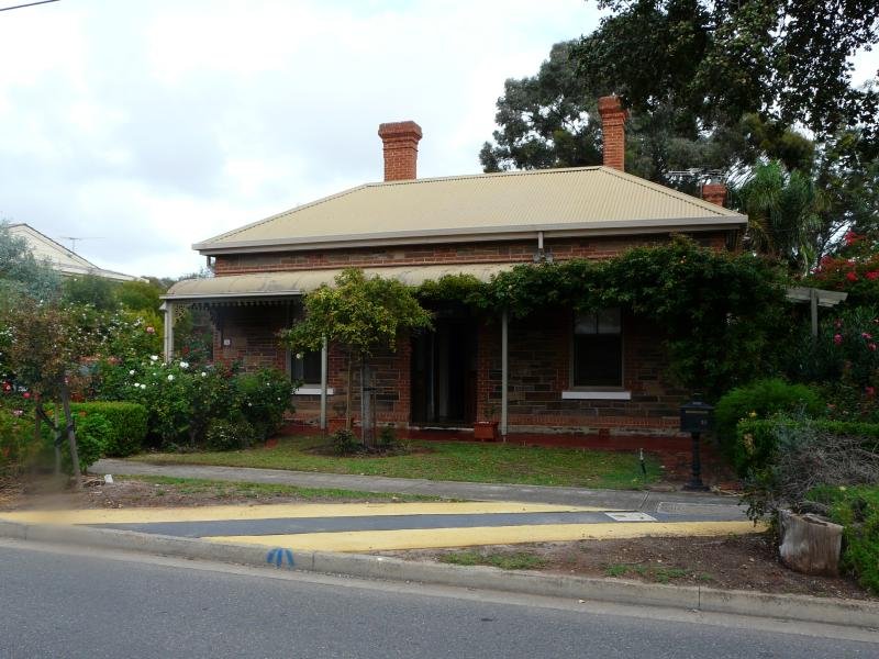 16 Township Road, Marion, SA 5043 Property Details