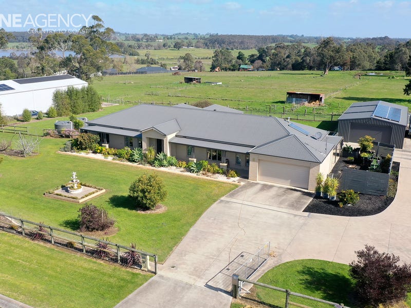 8 Oxley Court, Drouin, Vic 3818 House for Sale