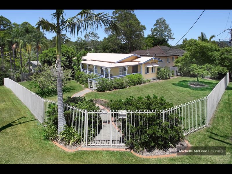 36 Brookfield Road, Kenmore, Qld 4069 Property Details