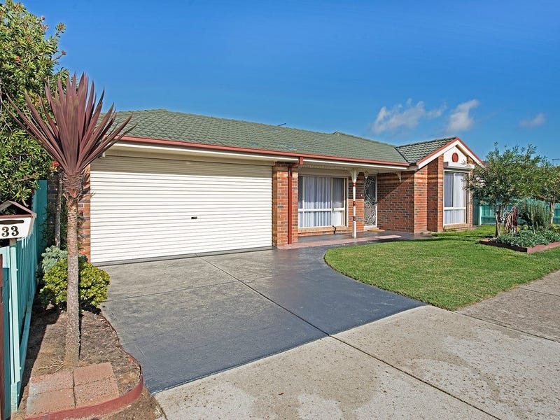 33 Bowman Drive, Mornington, Vic 3931