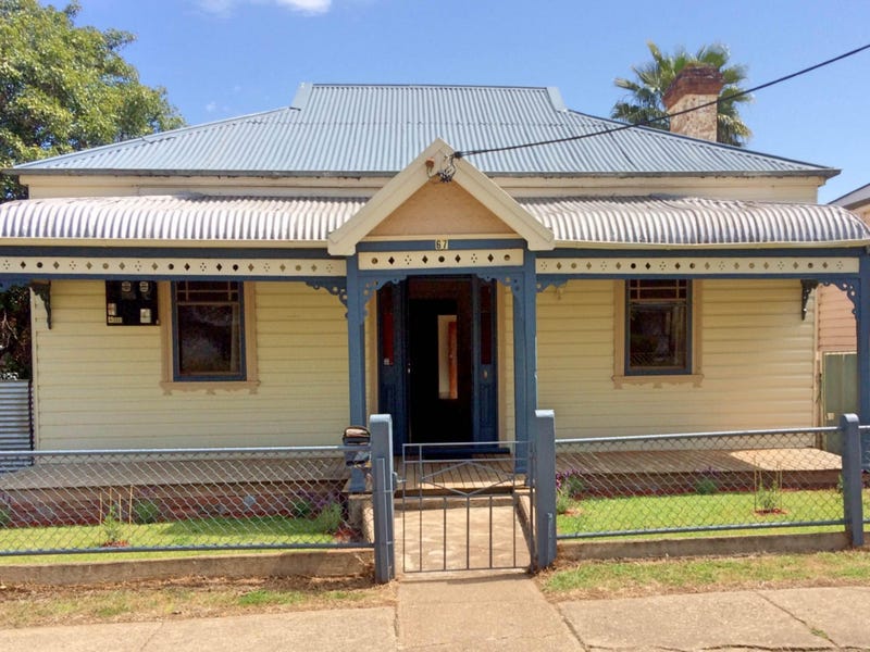67 Thornton Street, Wellington, NSW 2820