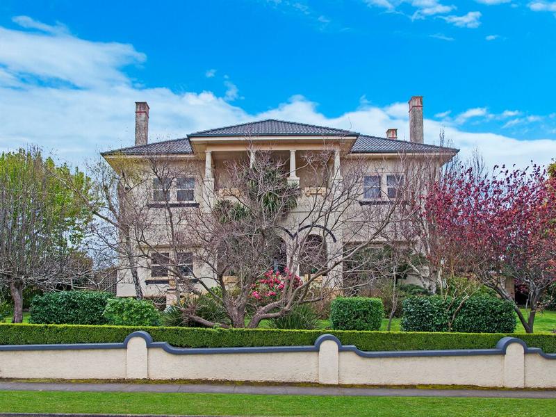 22 Pope Street, Hamilton, Vic 3300 House for Sale