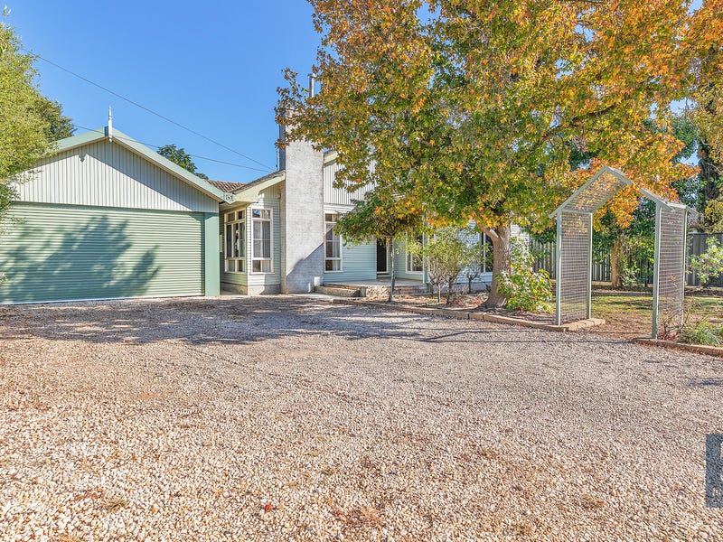 51 Hovell Street, Echuca, Vic 3564 - Property Details