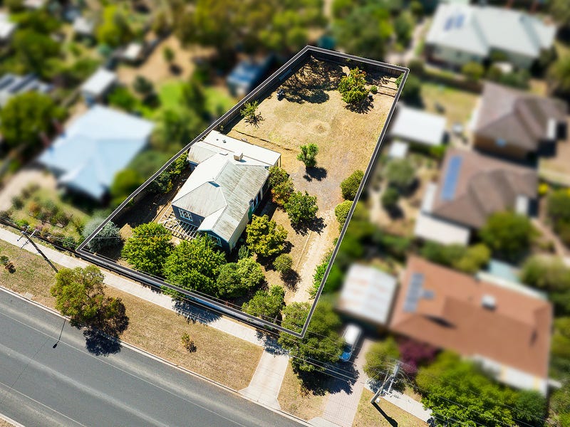 31 Wheeler Street, Castlemaine, Vic 3450 Property Details