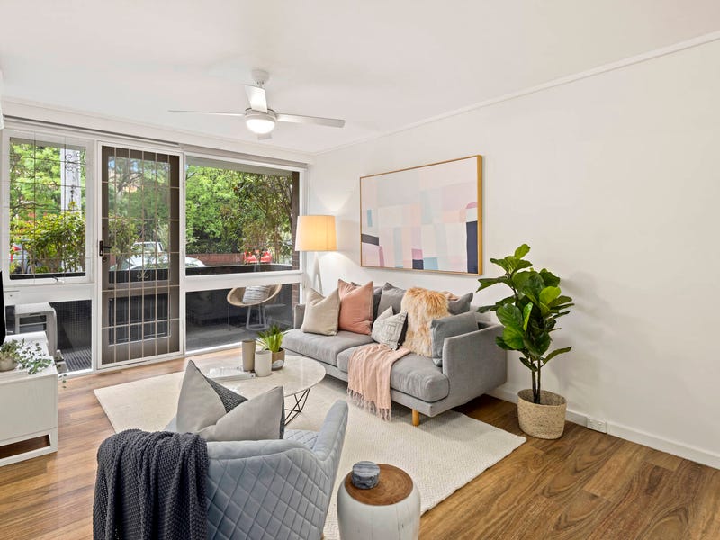 1/19 Robe Street, St Kilda, VIC 3182