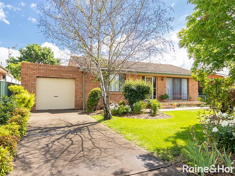 14 Park Street, Eglinton, NSW 2795 Property Details