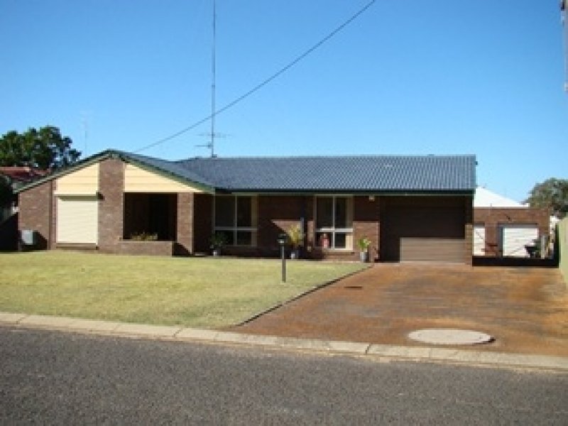 2 Harding Way, Australind, WA 6233