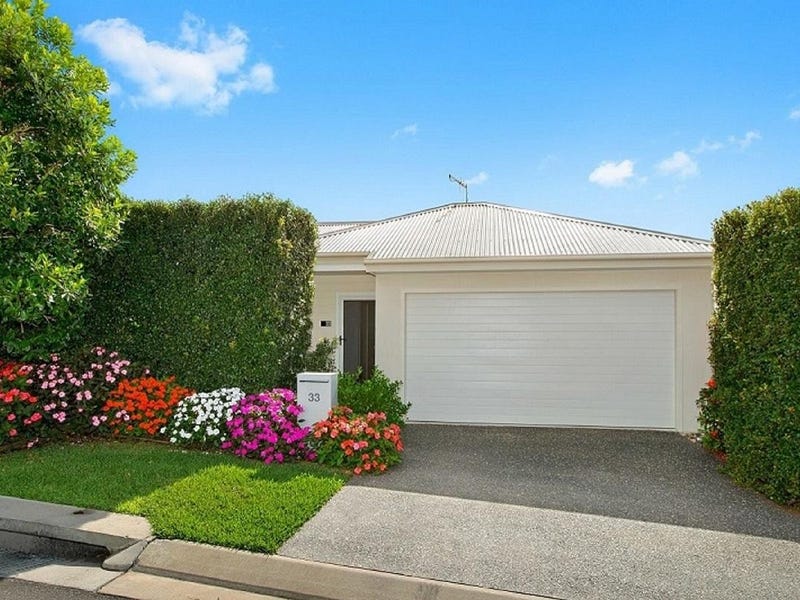 Ocean Club Resort 1333 Ocean Drive, Lake Cathie