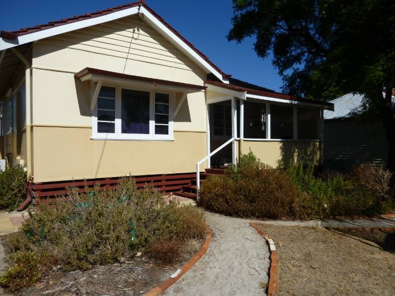 121 Chidlow Street, Northam, WA 6401 Property Details