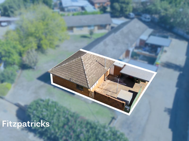 10/8 Joyes Place, Tolland, NSW 2650 Property Details