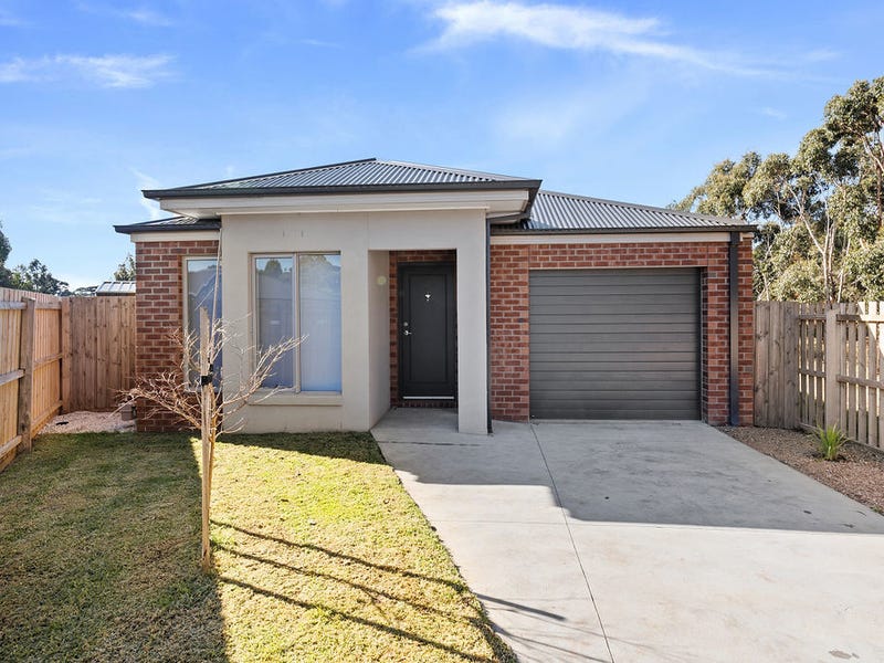 Creek Court Ballan Vic Realestate Com Au