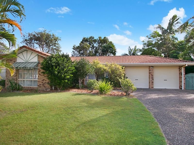 4 Edward Avenue, Pottsville, NSW 2489 - Property Details