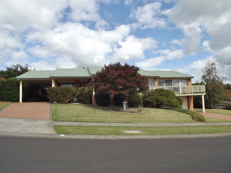 38 Chamberlain Drive, Leongatha, VIC 3953