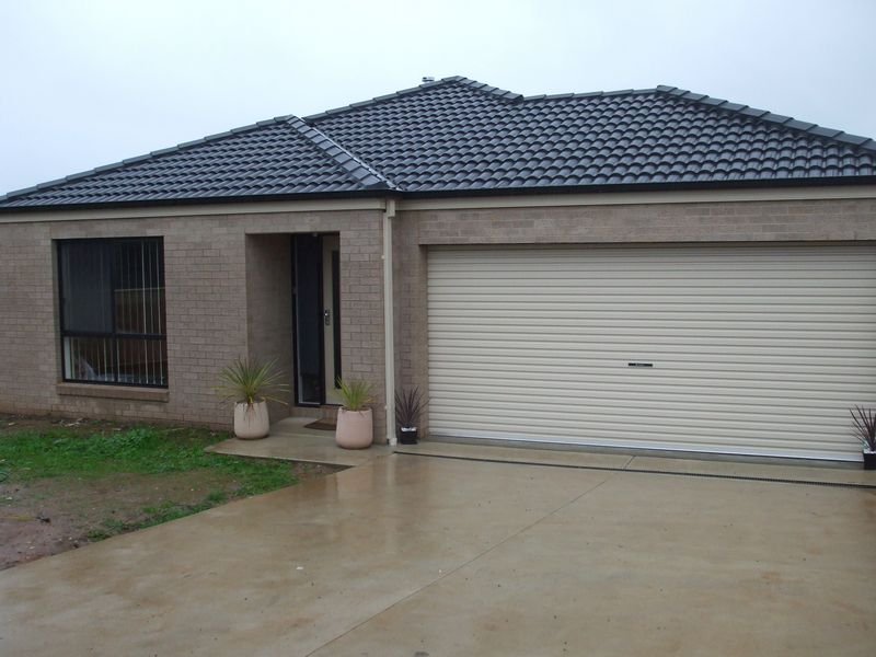 Property 105793794, Tangambalanga, Vic 3691 Property Details
