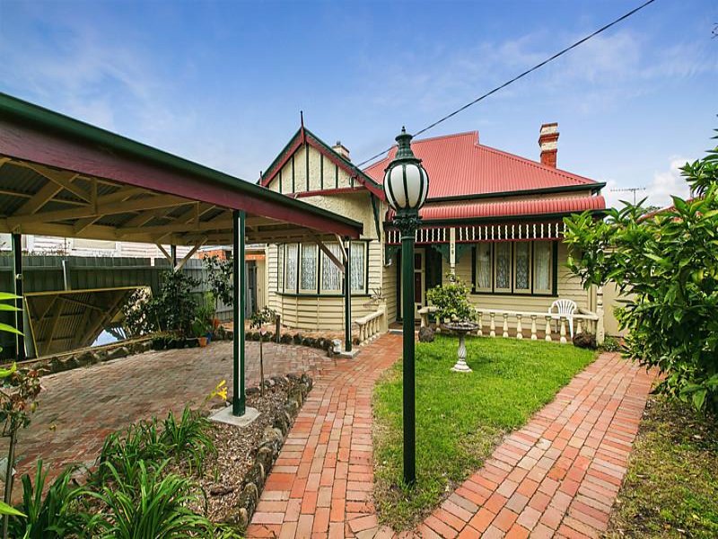 38 Toolambool Road, Carnegie, Vic 3163 Property Details