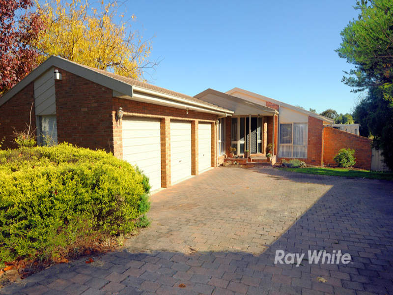 9 Damian Place, Wantirna South, VIC 3152