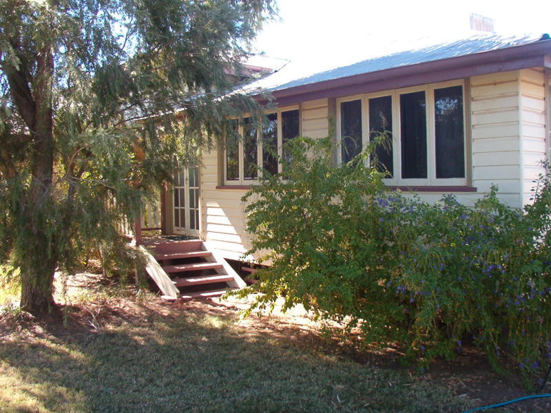 54 Parry, Charleville, Qld 4470 Property Details