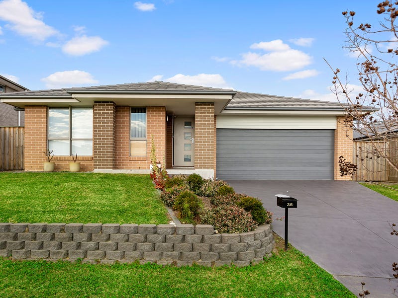 36 Mountain Street, Chisholm, NSW 2322