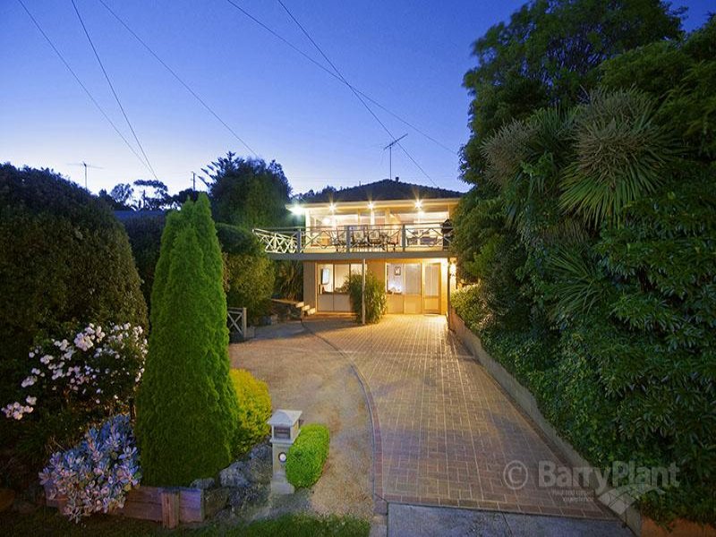 10 Reigate Road, Highton, Vic 3216 Property Details