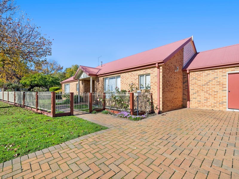 3 Balmoral Drive, Ballarat East, VIC 3350