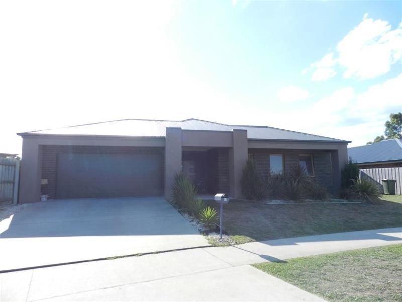 83 Gatehouse Drive, Eastwood, VIC 3875