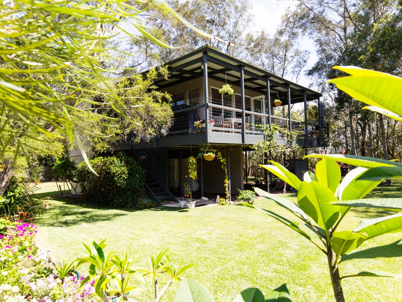 56 Koonwarra Drive, Hawks Nest, NSW 2324