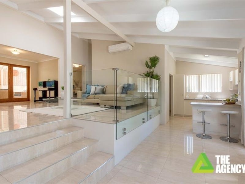 3 Place, Hillarys, WA 6025 Property Details