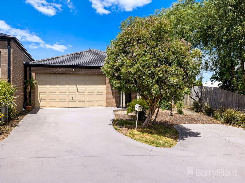 10/103 Army Road, Pakenham, Vic 3810 Property Details