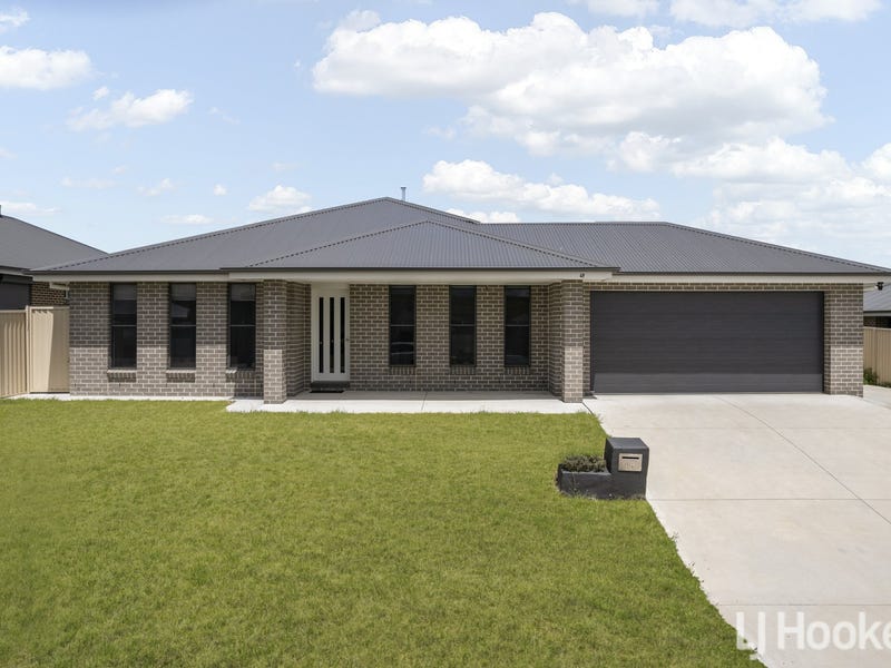 49 Emerald Drive, Kelso, NSW 2795 House for Sale