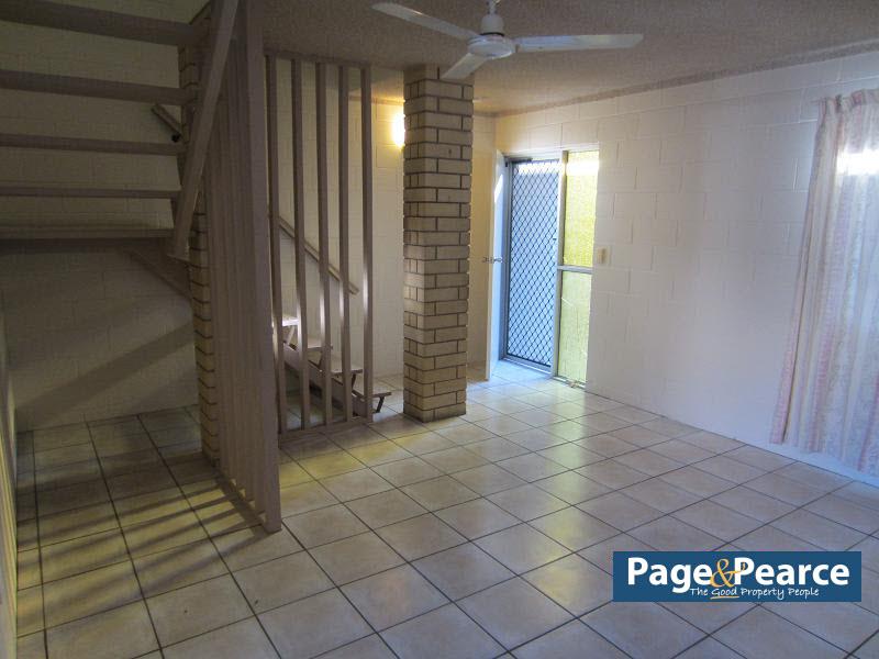 2/23 Warburton Street, North Ward, QLD 4810