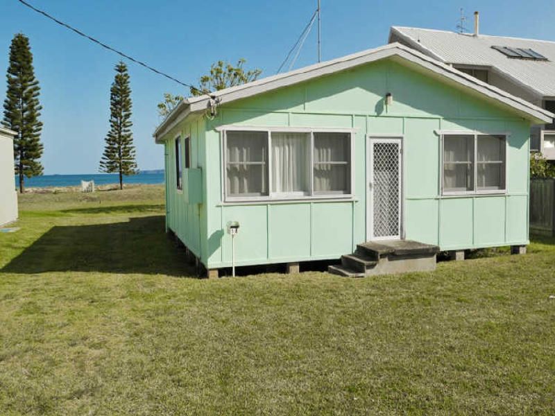 14 Sandy Place, Long Beach, NSW 2536