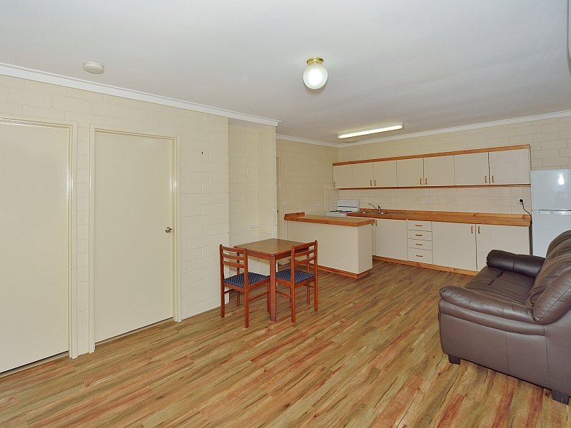 2/1515 Old Coast Road, Mandurah, WA 6210 Property Details