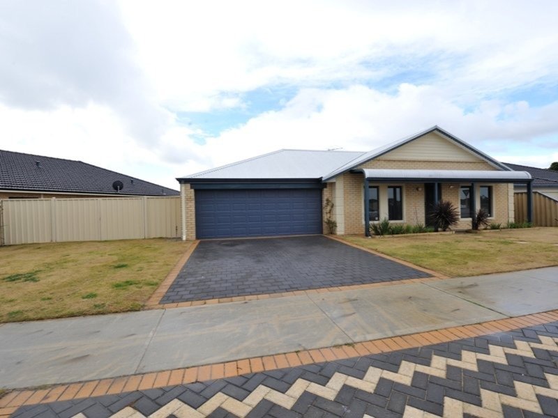 75 Hawker Street, Shoalwater, WA 6169