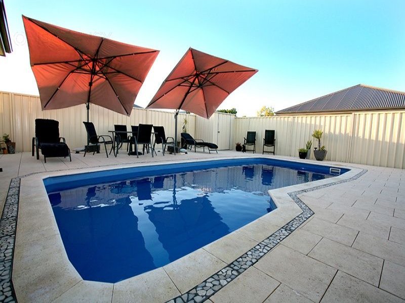 4 Walpole Way, Gosnells, WA 6110 Property Details