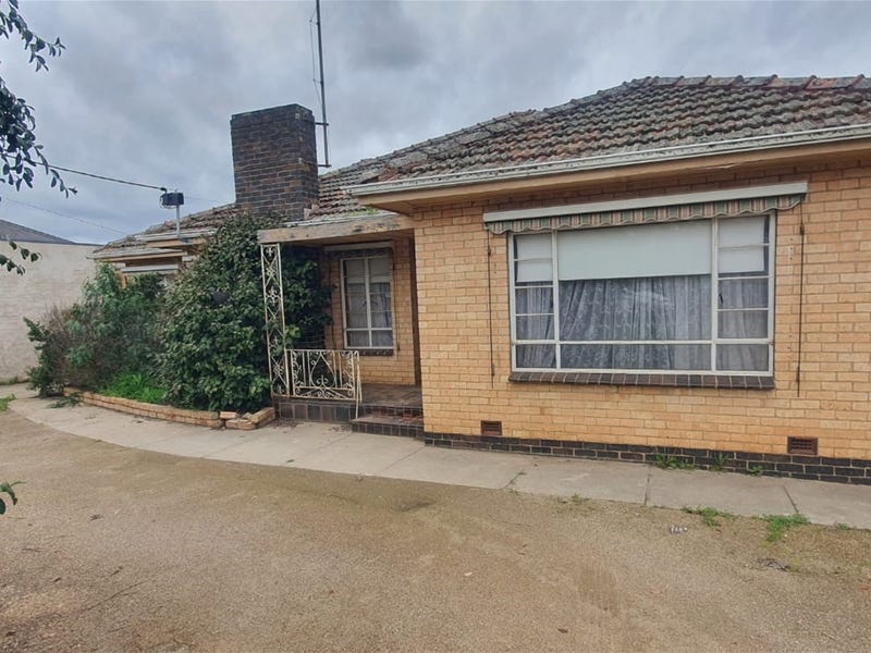 6 Exford Road, Melton South, VIC 3338