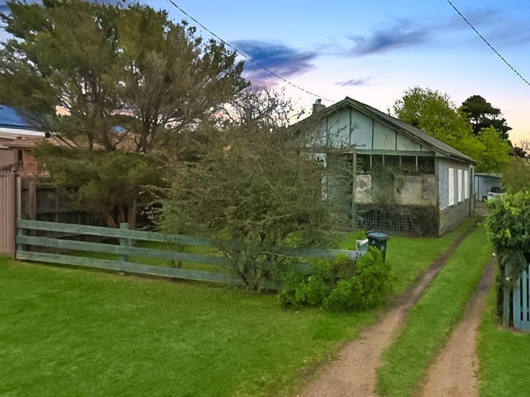 26 Third Avenue, Rosebud, Vic 3939 Property Details