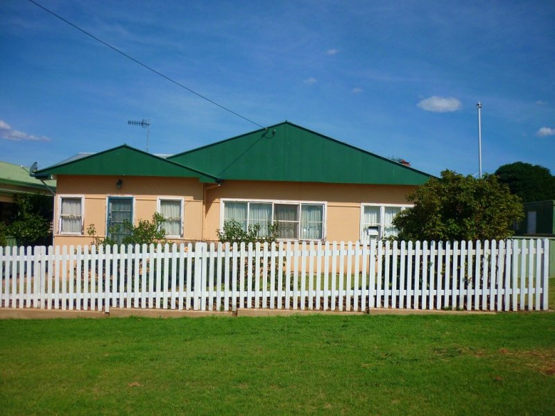 38 Egan Street, Cooma, NSW 2630 Property Details