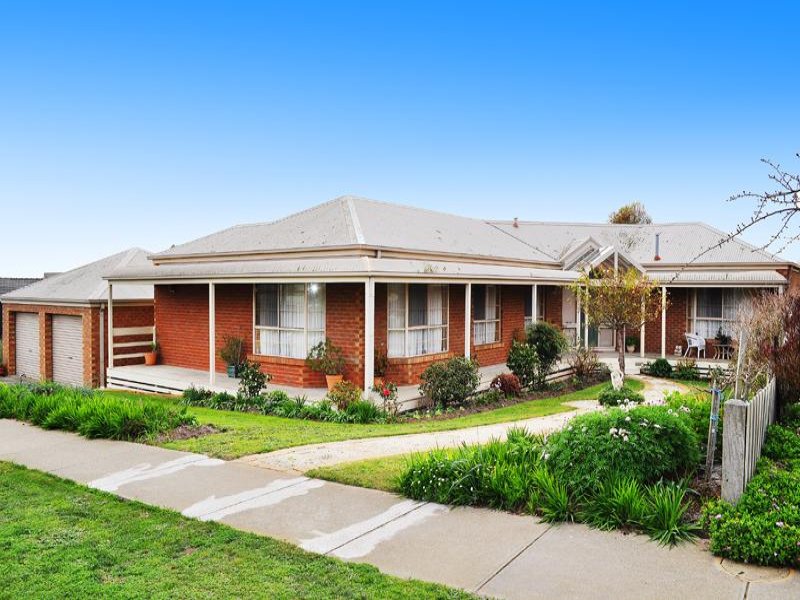 37 Viewbay Drive, Leopold, Vic 3224 Property Details