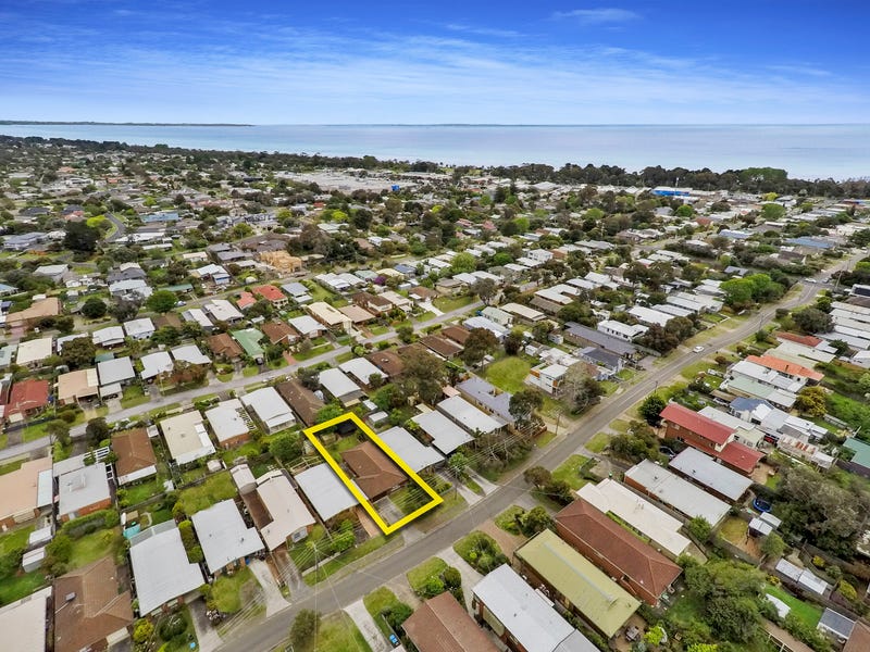 108 Third Avenue, Rosebud, Vic 3939 Property Details