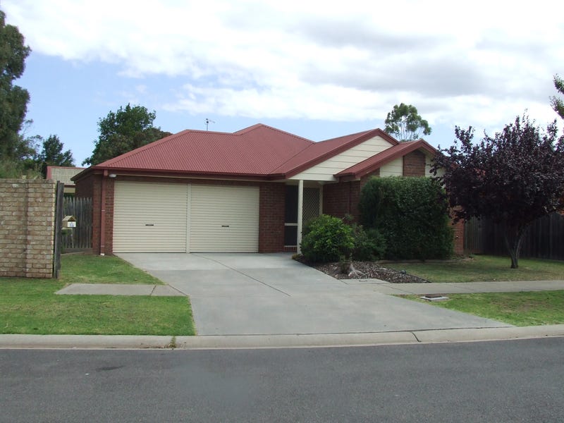 14 Kingfisher Place, Sale, Vic 3850 Property Details