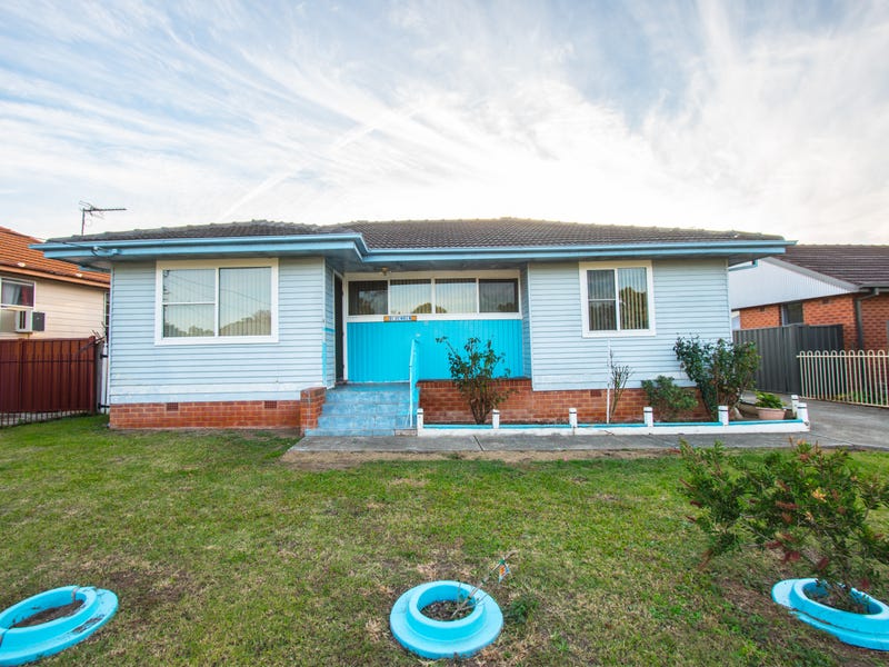 17 Mckay Street, Nowra, NSW 2541