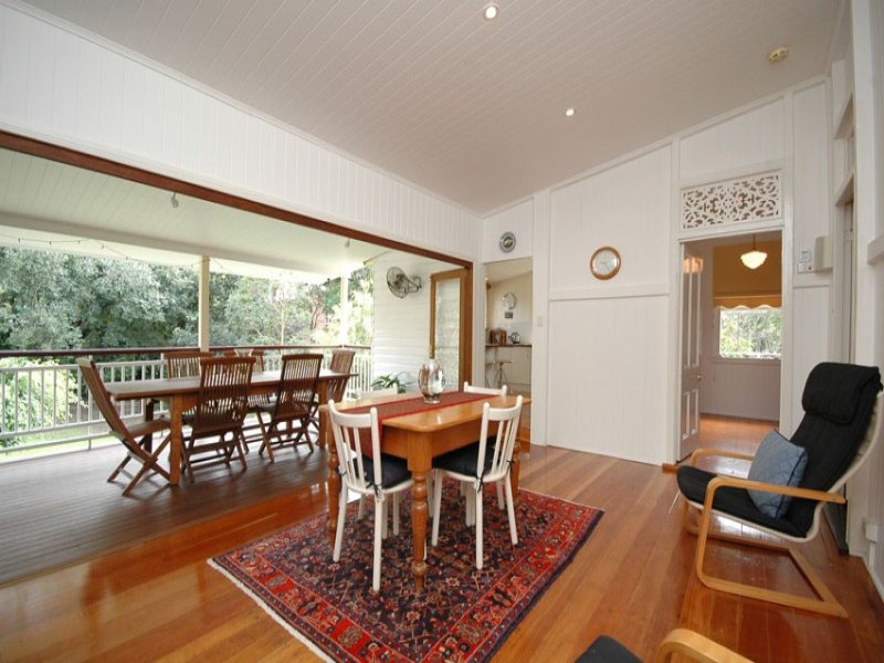 27 Fleming Road, Herston, QLD 4006