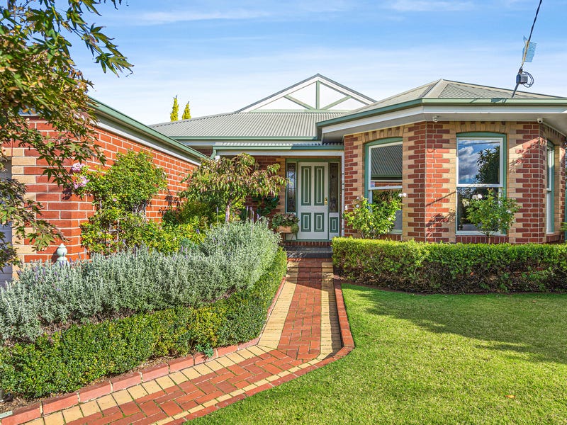 Real Estate & Property for Sale in Moonee Ponds, VIC 3039 realestate