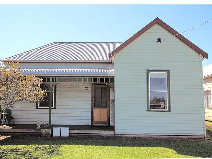 40 Thomson Street, Terang, Vic 3264 Property Details