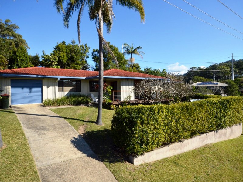 4 Beach Road, Sapphire Beach, NSW 2450